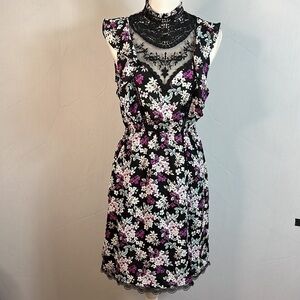 Express Floral Lace Crochet Black High neckline Dress Size Small